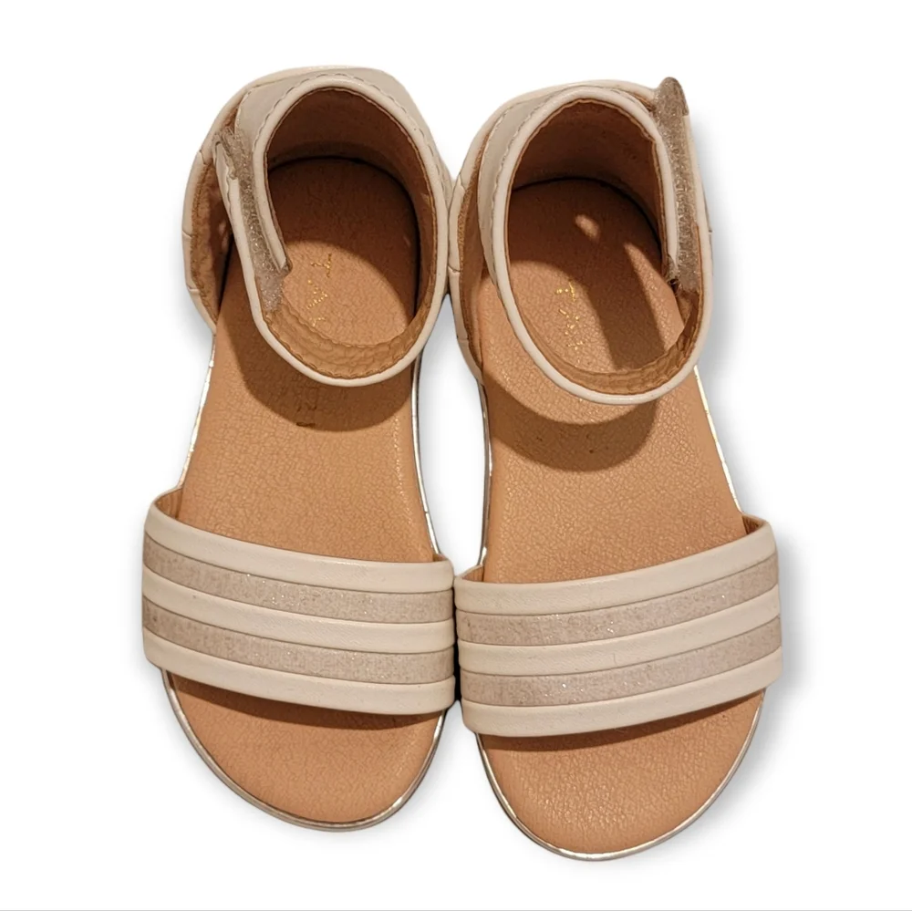 Tahari white little girls Flats Size 6